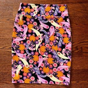LulaRoe paisley Cassie knee length skirt - size S